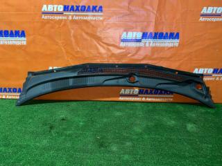 Решетка под лобовое стекло NISSAN CUBE 1998-2000