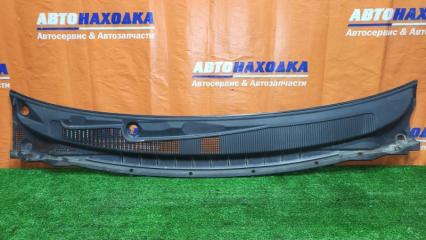 Решетка под лобовое стекло NISSAN LIBERTY 2001-2004