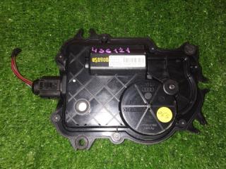 Доводчик двери AUDI S8