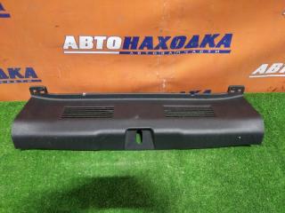 Накладка багажника задняя HONDA FIT 2002