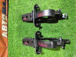 Петля двери багажника задняя VOLVO V70 04.01.2008