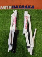 Кронштейн багажника TOYOTA MARK X 05.2006 контрактная Кронштейн багажника TOYOTA MARK X 05.2006