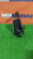 Кронштейн опоры двигателя передний TOYOTA AVENSIS 05.2008