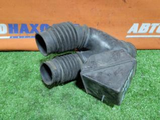 Патрубок воздушного фильтра TOYOTA HARRIER 1997-2003