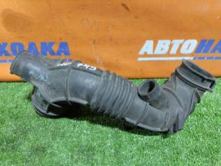 Патрубок воздушного фильтра TOYOTA AVENSIS 2002-2010