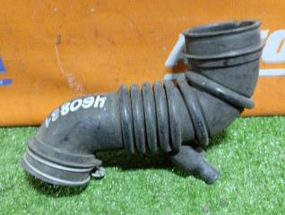 Патрубок воздушного фильтра TOYOTA COROLLA RUNX 2001-2006