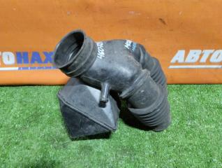 Патрубок воздушного фильтра TOYOTA HARRIER 1997-2003