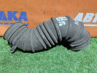 Патрубок воздушного фильтра TOYOTA ISIS 2004-2009