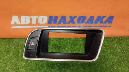 Накладка пластиковая в салон AUDI Q5 2008-2017 контрактная Накладка пластиковая в салон AUDI Q5 2008-2017