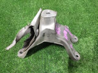 Кронштейн опоры двигателя передний правый AUDI A5 2007-2016