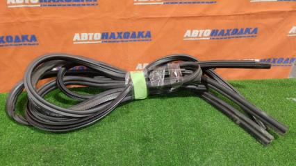 Уплотнитель двери DODGE CALIBER 2006-2011 контрактная Уплотнитель двери DODGE CALIBER 2006-2011