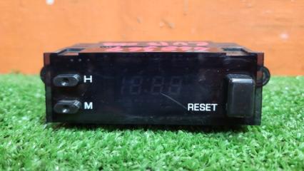 Часы NISSAN BLUEBIRD 04.1994