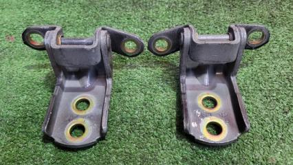 Петля двери передняя правая NISSAN BLUEBIRD SYLPHY 2005-2012