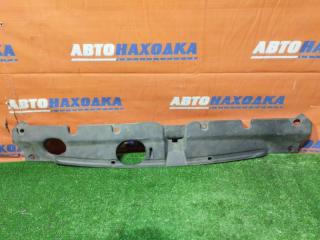 Накладка на рамку радиатора HONDA CR-V 2001-2006