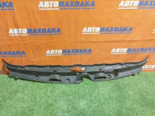 Накладка на рамку радиатора TOYOTA WISH 2003-2009