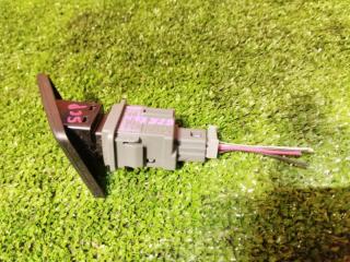 Кнопка аварийки TOYOTA VITZ 2005-2010 контрактная Кнопка аварийки TOYOTA VITZ 2005-2010