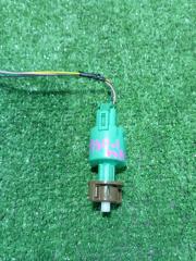 Выключатель концевой TOYOTA VITZ 2010-2020 контрактная Выключатель концевой TOYOTA VITZ 2010-2020