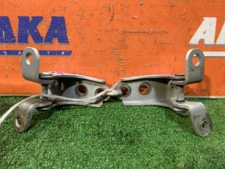 Петля двери передняя правая HONDA ODYSSEY 1999-2003