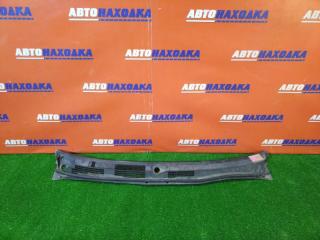 Решетка под лобовое стекло NISSAN BLUEBIRD 1996-2001