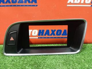 Накладка пластиковая в салон AUDI Q5 2008-2017 контрактная Накладка пластиковая в салон AUDI Q5 2008-2017