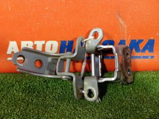 Петля двери передняя правая HONDA VEZEL 2013-2021