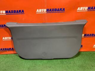 Обшивка двери багажника задняя MAZDA DEMIO 2002-2007