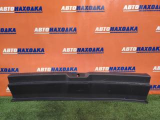 Запчасть накладка на порог багажника задняя TOYOTA WISH 2003-2009