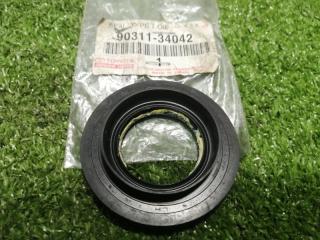 Сальник привода левый TOYOTA новая Сальник привода левый TOYOTA