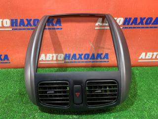 Запчасть консоль магнитофона MAZDA PREMACY 1999-2005