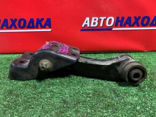 Запчасть рычаг подвески передний правый NISSAN BLUEBIRD 1996-2001