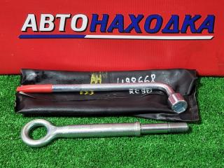 Крюк буксировочный VOLVO XC90 2002-2014 контрактная Крюк буксировочный VOLVO XC90 2002-2014