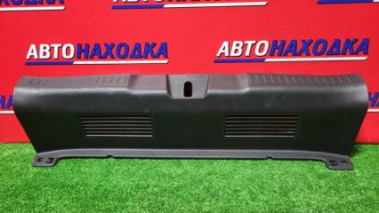 Накладка на порог багажника задняя HONDA FIT 2001-2007 контрактная Накладка на порог багажника задняя HONDA FIT 2001-2007