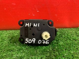 Фото запчасти привод заслонок отопителя MINI HATCH 2006-2014 контрактная запчасть Запчасть привод заслонок отопителя MINI HATCH 2006-2014