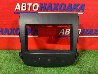 Консоль магнитофона MITSUBISHI Outlander 2005-2012