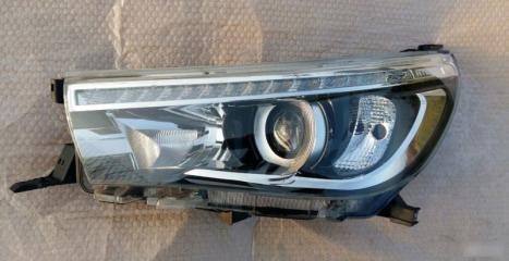 Запчасть фара Toyota Hilux