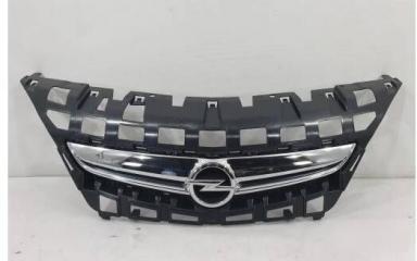 Запчасть решетка радиатора передняя Opel Astra 2009-2012