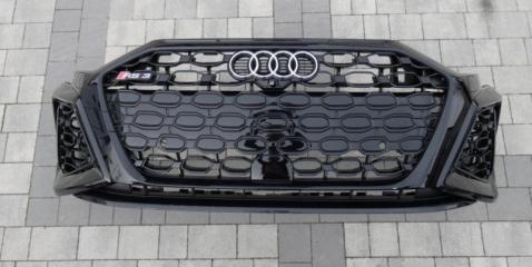 Бампер передний Audi RS3