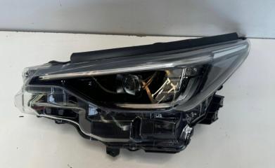 Запчасть фара передняя правая Subaru Impreza