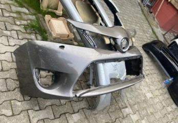 Запчасть бампер передний Toyota Verso