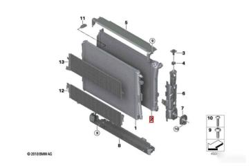 Запчасть радиатор BMW M3
