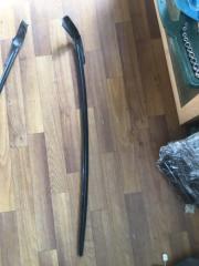 Молдинг лобового стекла передний правый TOYOTA CROWN 2009