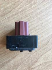 Блок управления зеркалами RVR 2010 GA3W 4B10