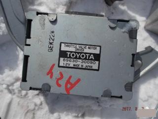 Запчасть электронный блок TOYOTA CROWN MAJESTA