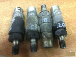 Запчасть форсунка NISSAN SERENA