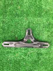 Крепление инвертора Toyota Prius 2009 контрактная Крепление инвертора Toyota Prius 2009