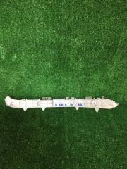 Крепление бампера заднее правое TOYOTA NOAH