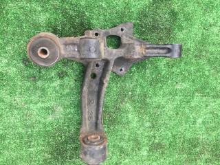 Запчасть цапфа задняя правая Toyota Camry 2006