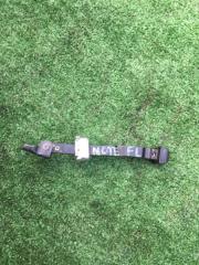 Фото запчасти ограничитель двери передний левый Nissan Note 2013 контрактная запчасть Запчасть ограничитель двери передний левый Nissan Note 2013