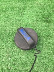 Фото запчасти крышка топливного бака Toyota Aqua 2012 контрактная запчасть Запчасть крышка топливного бака Toyota Aqua 2012