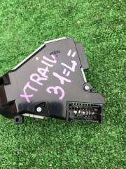 Блок подрулевых переключателей левый Nissan X-Trail NT-31 MR20DE